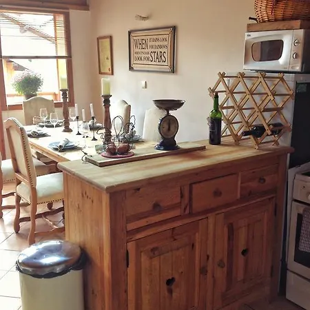 Chalet Charm * Peisey-Nancroix